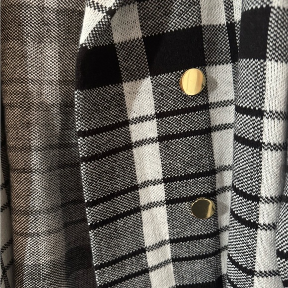 Kasper Monochrome Plaid Trench Coat - Picture 4 of 10